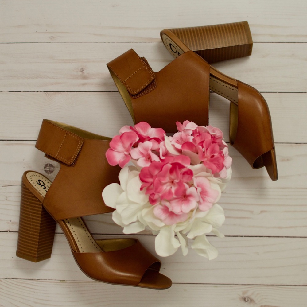 Sam Edelman Brown Block Heels Sz. 7